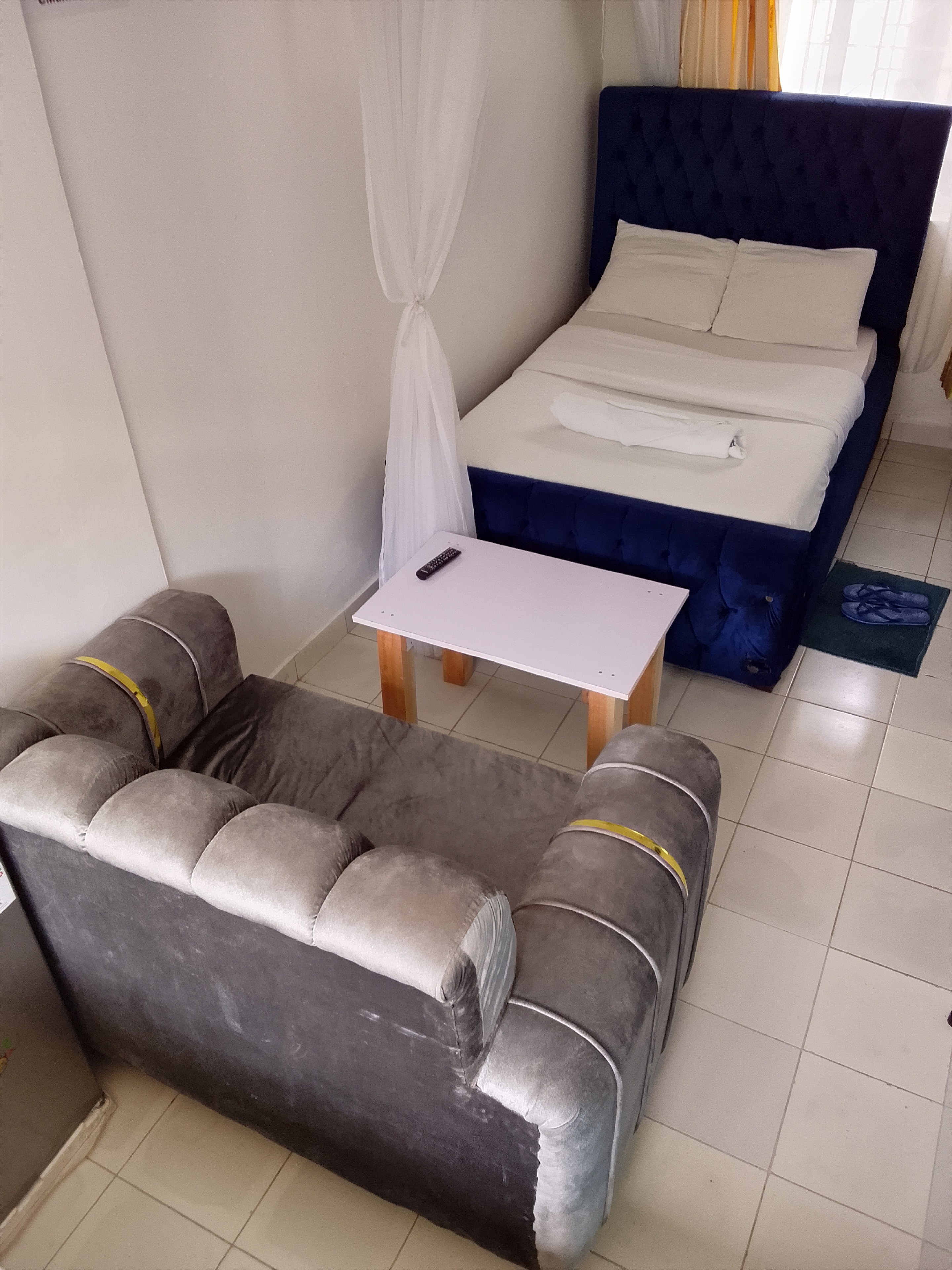 Room 005/Kenya